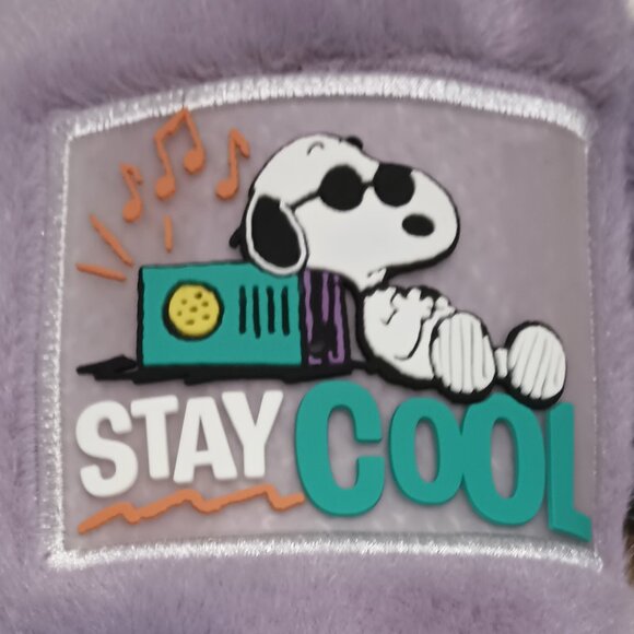 NWT ~ Snoopy (L/XL) Sherpa Fleece Lined Plush Scuff Slippers - Picture 2 of 6